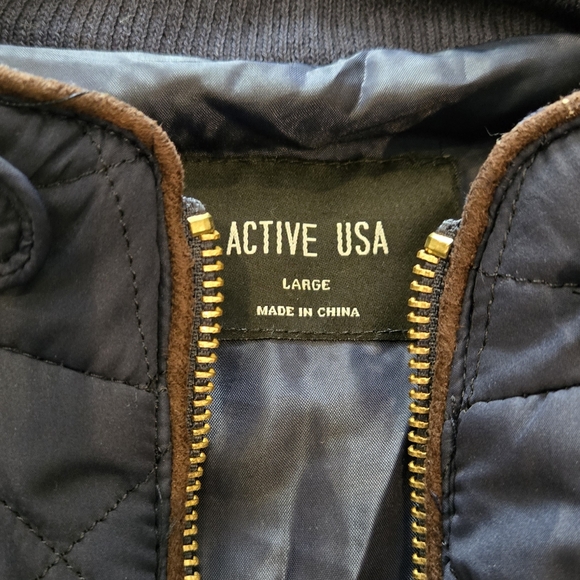 NWT Active USA Vest Size L NAVY - Picture 2 of 9